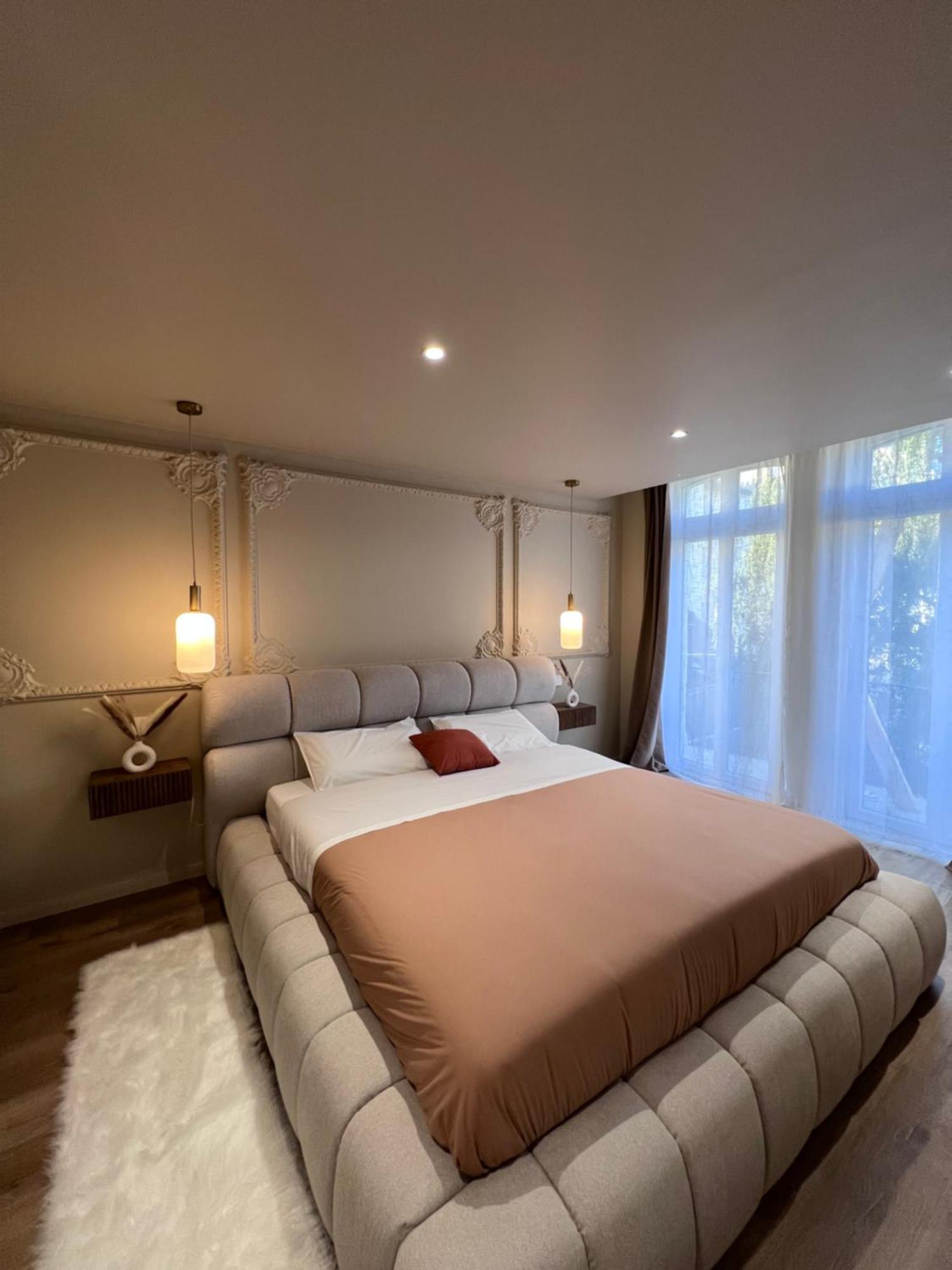 Eden Room - Luxe, Balneo & Sauna 勒芒 外观 照片